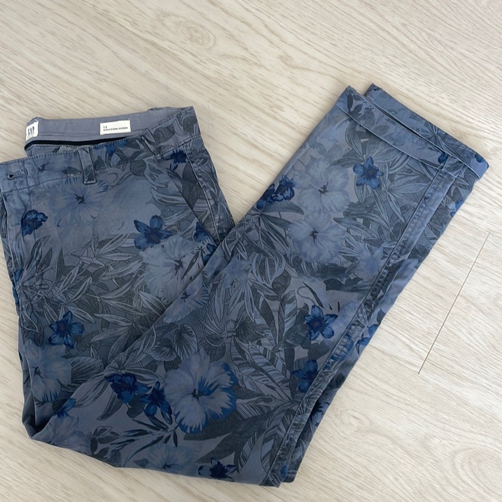 Gap s 12 floral girlfriend chinos